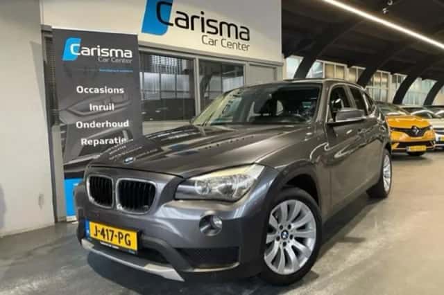 BMW X1 (2013) thumbnail 1