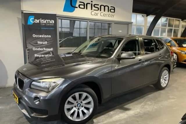 BMW X1 (2013) thumbnail 2