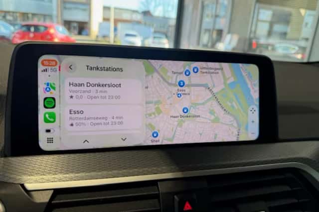BMW X4 (2021) thumbnail 4