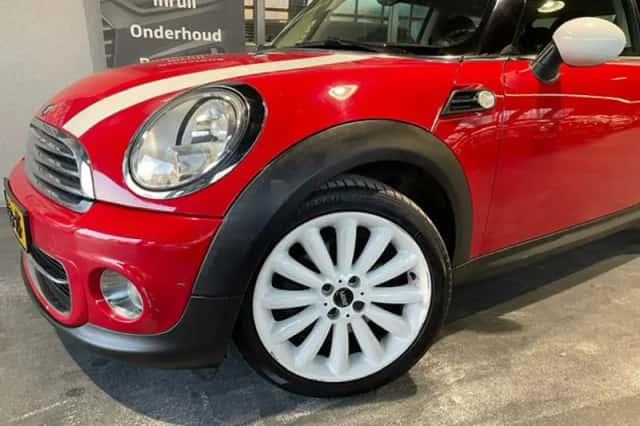 MINI Cooper (2012) thumbnail 6