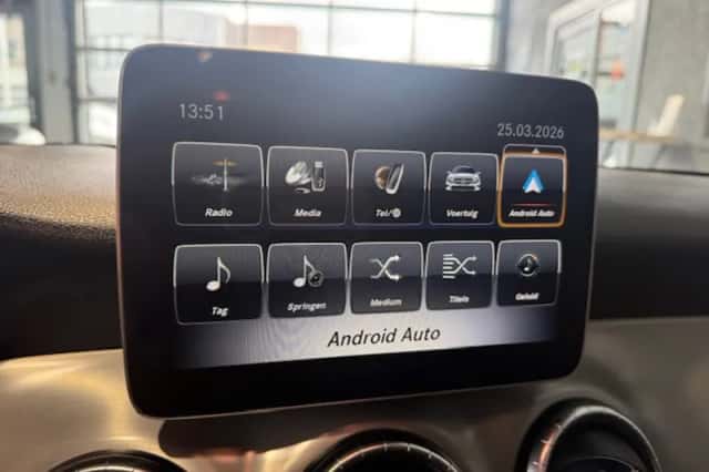Mercedes-Benz CLA-Klasse (2019) thumbnail 6