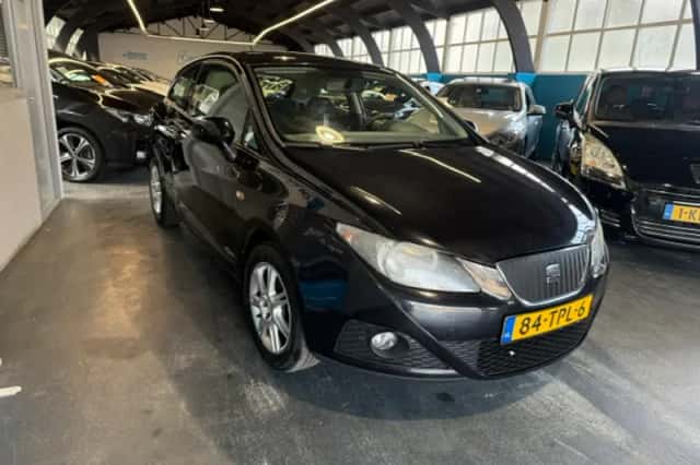 SEAT Ibiza (2012) thumbnail 5