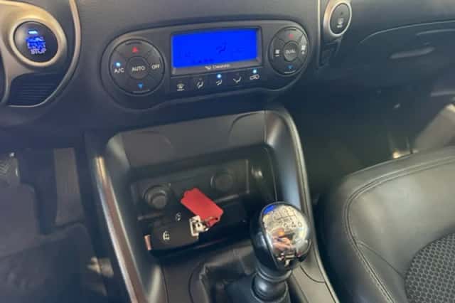 Hyundai ix35 (2012) thumbnail 5