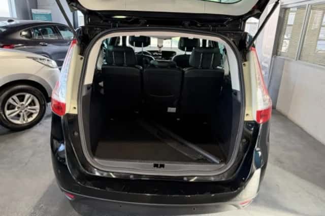 Renault Grand Scénic (2013) thumbnail 6