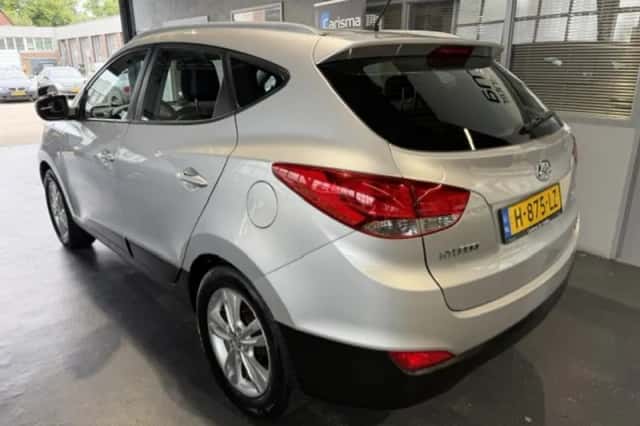 Hyundai ix35 (2010) thumbnail 3