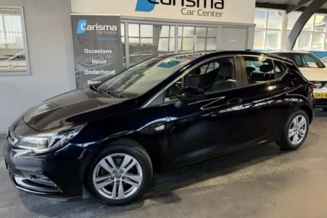 Opel Astra (2017) thumbnail 2
