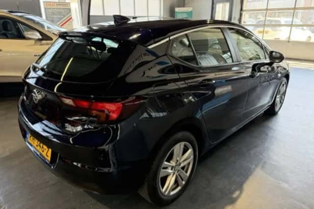 Opel Astra (2017) thumbnail 6