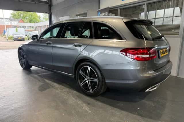 Mercedes-Benz C-Klasse (2020) thumbnail 2