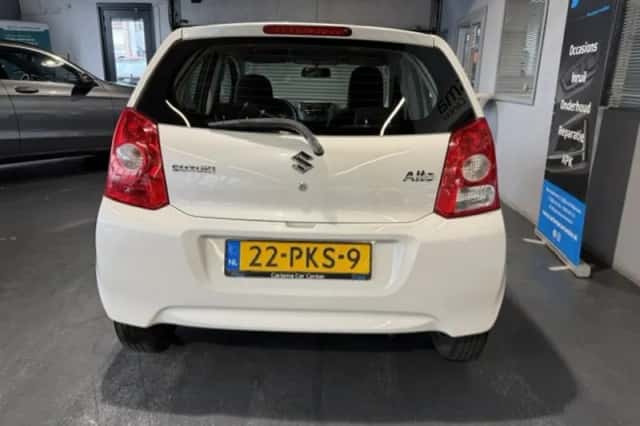 Suzuki Alto (2011) thumbnail 4