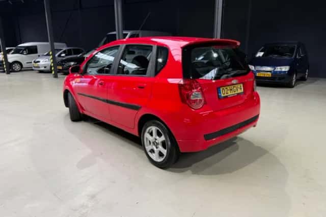 Chevrolet Aveo (2008) thumbnail 2