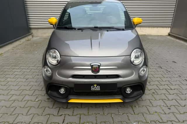 Fiat 500 (2017) thumbnail 4