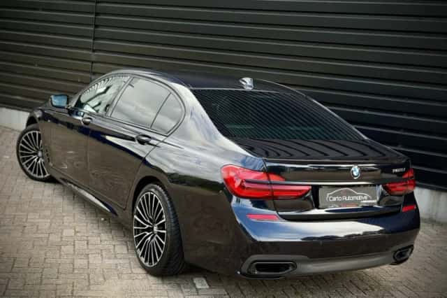 BMW 7-Serie (2018) thumbnail 3