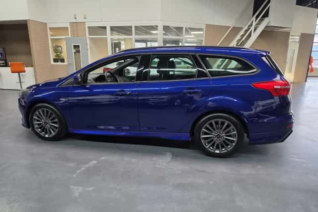 Ford Focus (2017) thumbnail 5