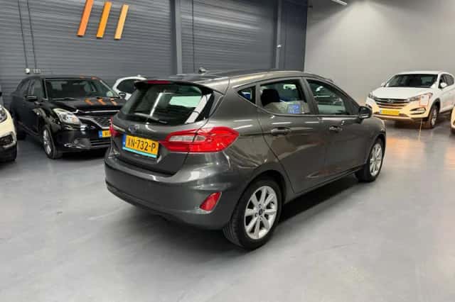 Ford Fiesta (2019) thumbnail 5