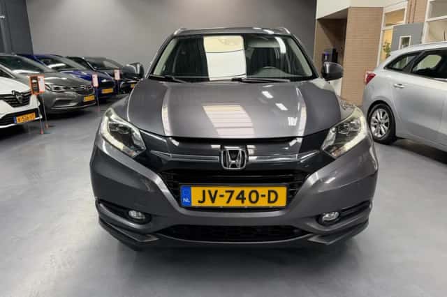 Honda HR-V (2016) thumbnail 2