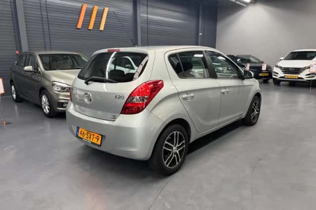 Hyundai i20 (2012) thumbnail 4