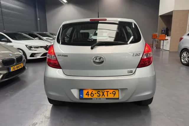 Hyundai i20 (2012) thumbnail 6