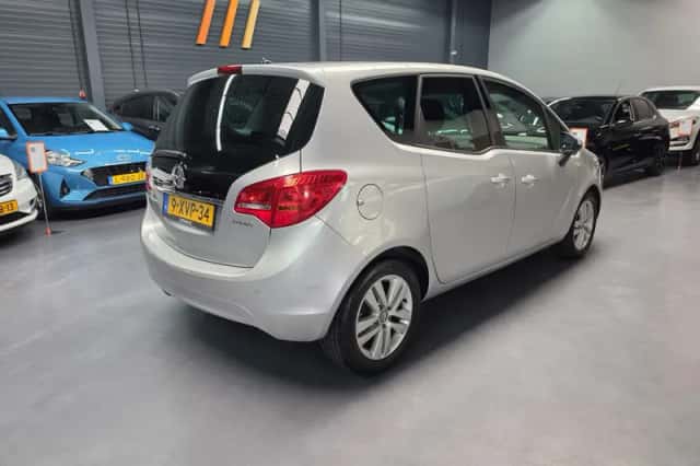 Opel Meriva (2014) thumbnail 4