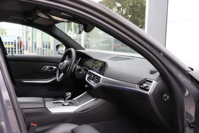 BMW 3-Serie (2019) thumbnail 3