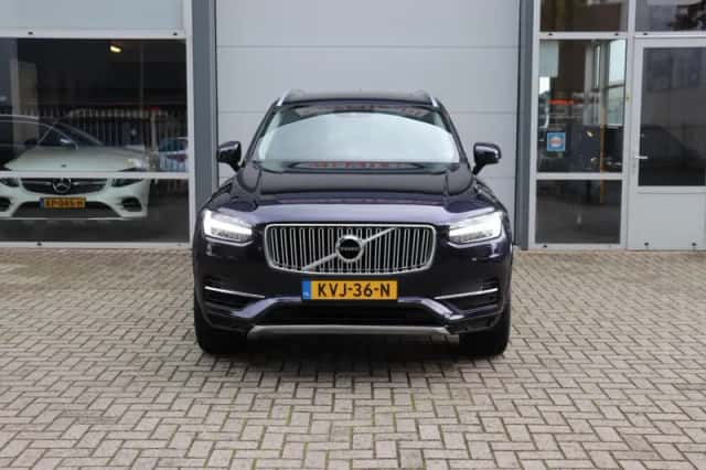 Volvo XC90 (2016) thumbnail 6