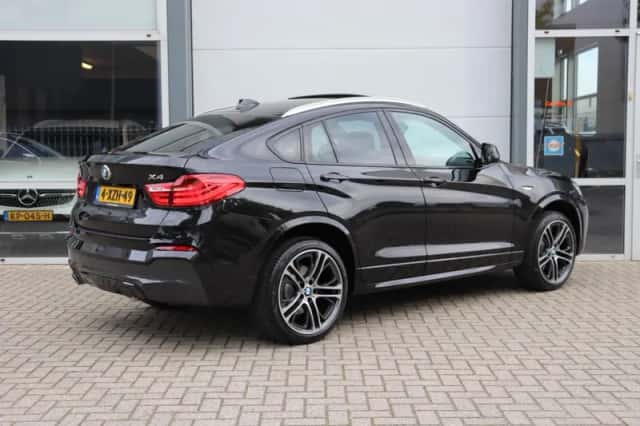 BMW X4 (2014) thumbnail 2