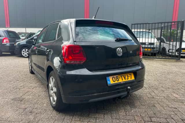 Volkswagen Polo (2012) thumbnail 3