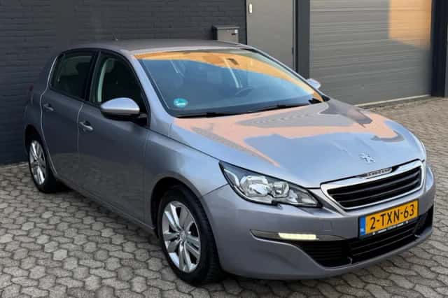 Peugeot 308 (2014) thumbnail 6