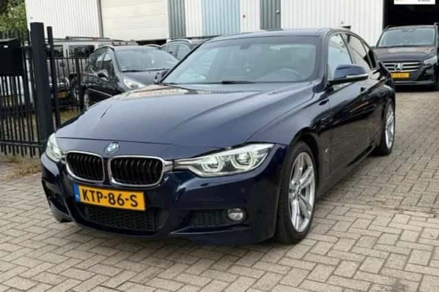 BMW 3-Serie (2017) thumbnail 1