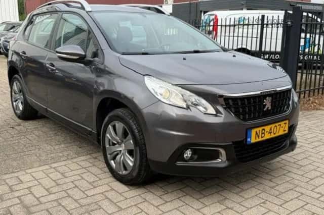 Peugeot 2008 (2017) thumbnail 2