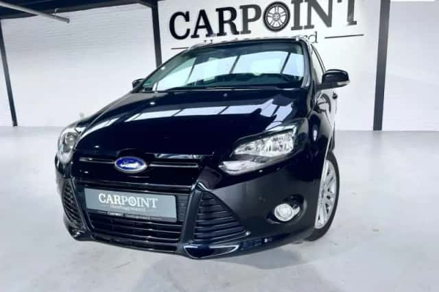 Ford Focus (2012) thumbnail 1