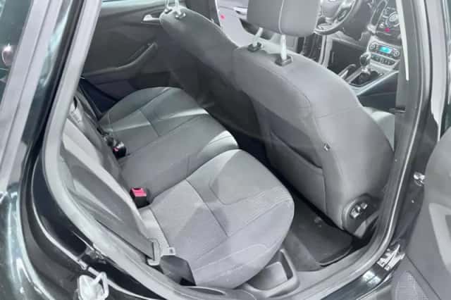 Ford Focus (2012) thumbnail 6