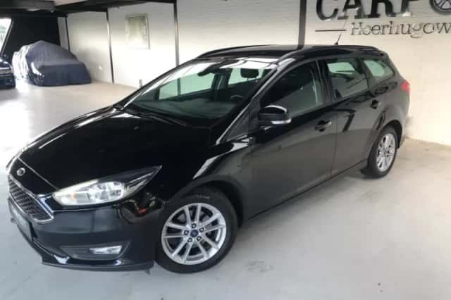 Ford Focus (2015) thumbnail 5