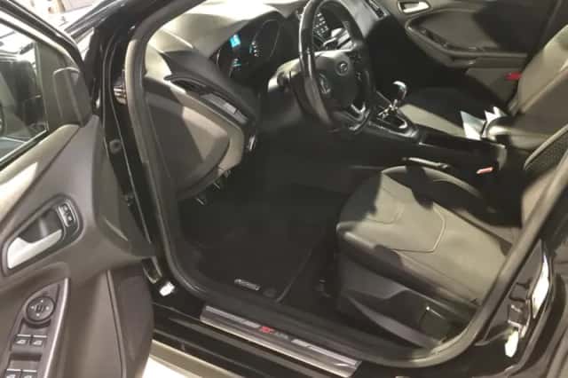 Ford Focus (2017) thumbnail 5