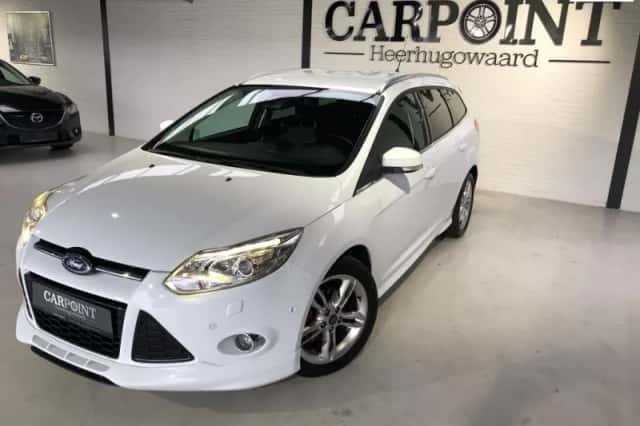 Ford Focus (2014) thumbnail 1