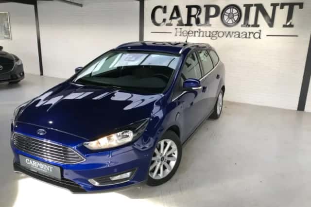 Ford Focus (2016) thumbnail 2