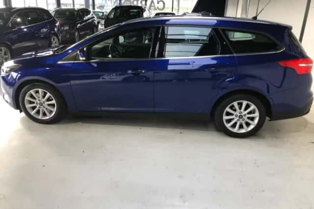 Ford Focus (2016) thumbnail 5