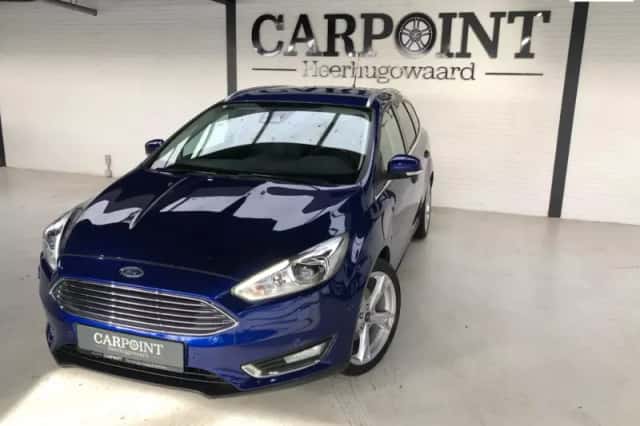 Ford Focus (2014) thumbnail 1