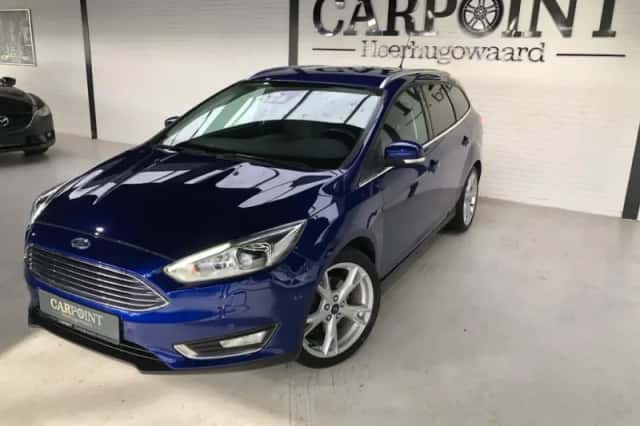 Ford Focus (2014) thumbnail 2