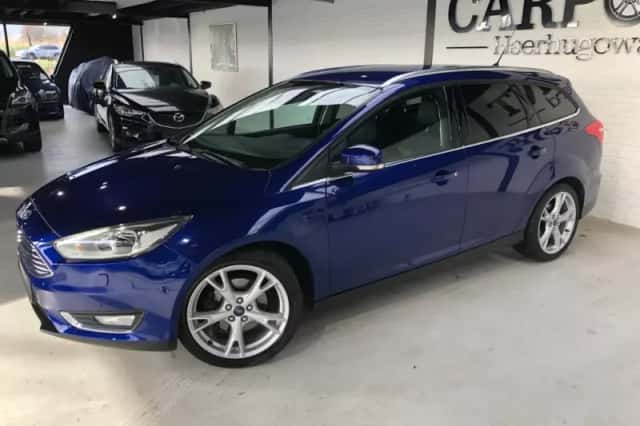 Ford Focus (2014) thumbnail 3