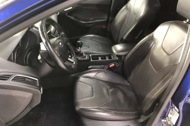Ford Focus (2014) thumbnail 5