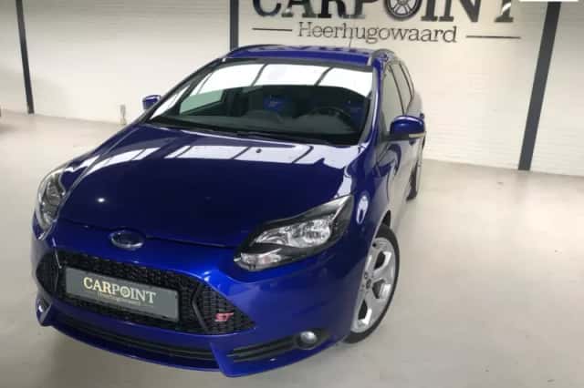 Ford Focus (2014) thumbnail 1