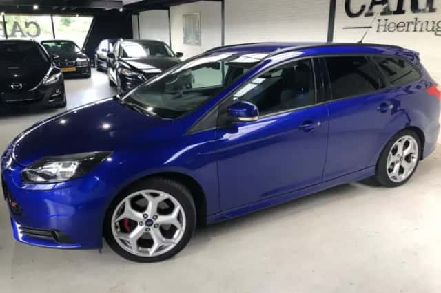 Ford Focus (2014) thumbnail 3