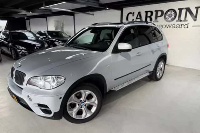 BMW X5 (2012) thumbnail 4