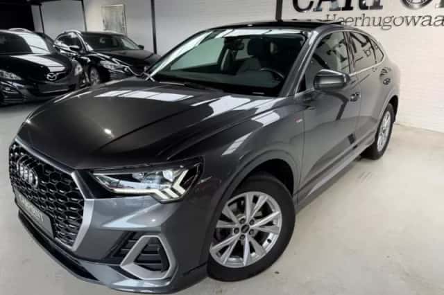 Audi Q3 Sportback (2024) thumbnail 3