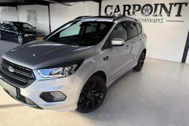 Ford Kuga (2018) thumbnail 6