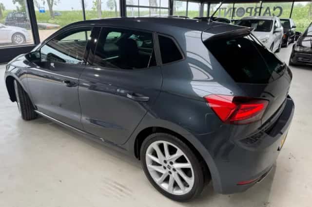 SEAT Ibiza (2022) thumbnail 3