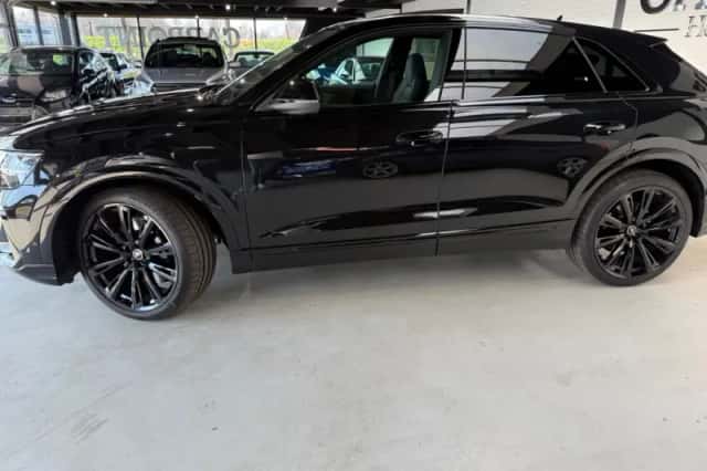 Audi Q8 (2025) thumbnail 3
