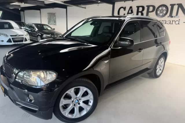 BMW X5 (2010) thumbnail 2