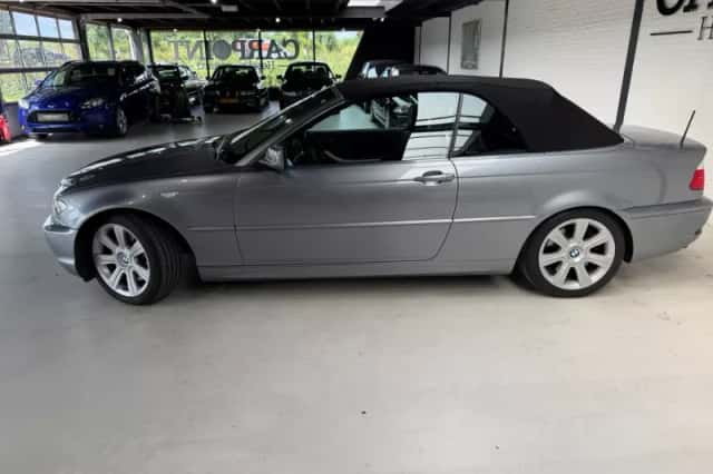 BMW 3-Serie (2004) thumbnail 3