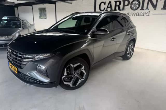 Hyundai Tucson (2021) thumbnail 2